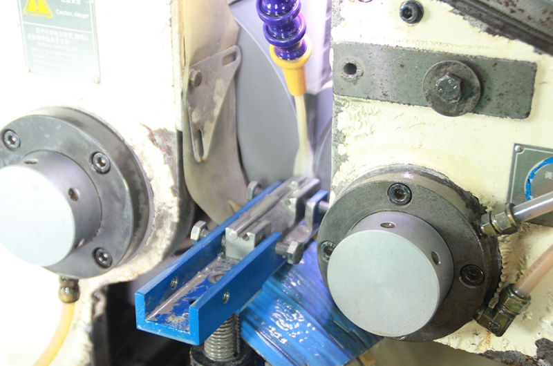 无心研磨车间内部细节